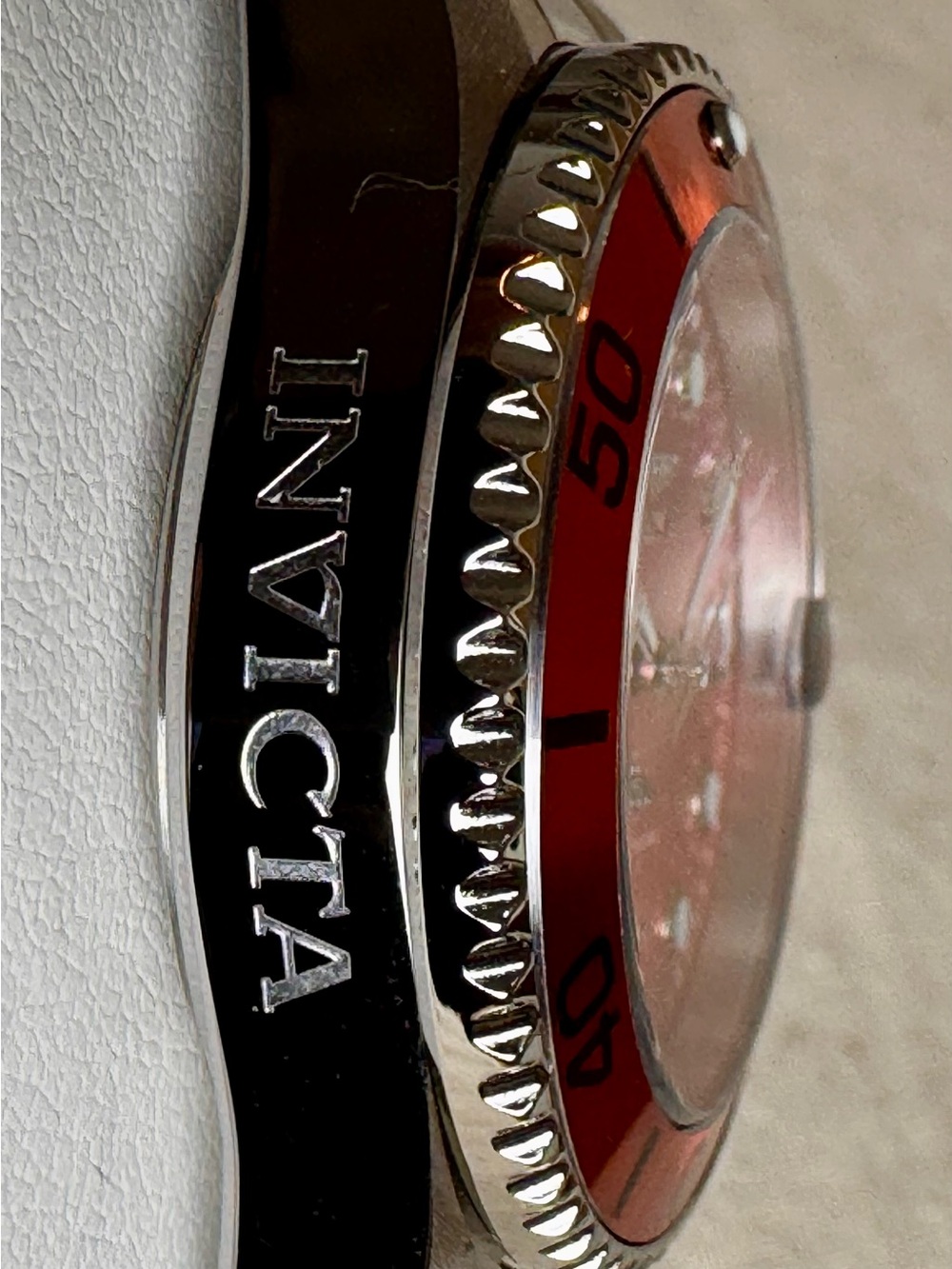 Invicta Pro Diver Red/Orange 34mm Women's Quartz Dive Watch 50924 NWT - Picture 6 of 7